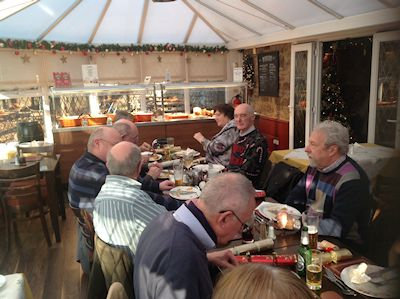 21-12-2016 Killingworth Arms (wa).jpg (35265 bytes)